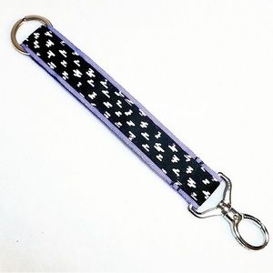 New Thirty One Hang It Up Key Fob